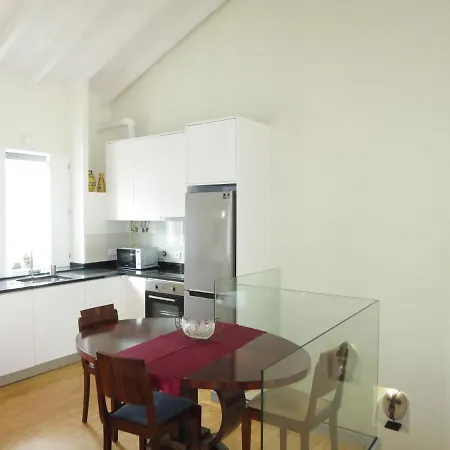 Apartment Belita דירה *